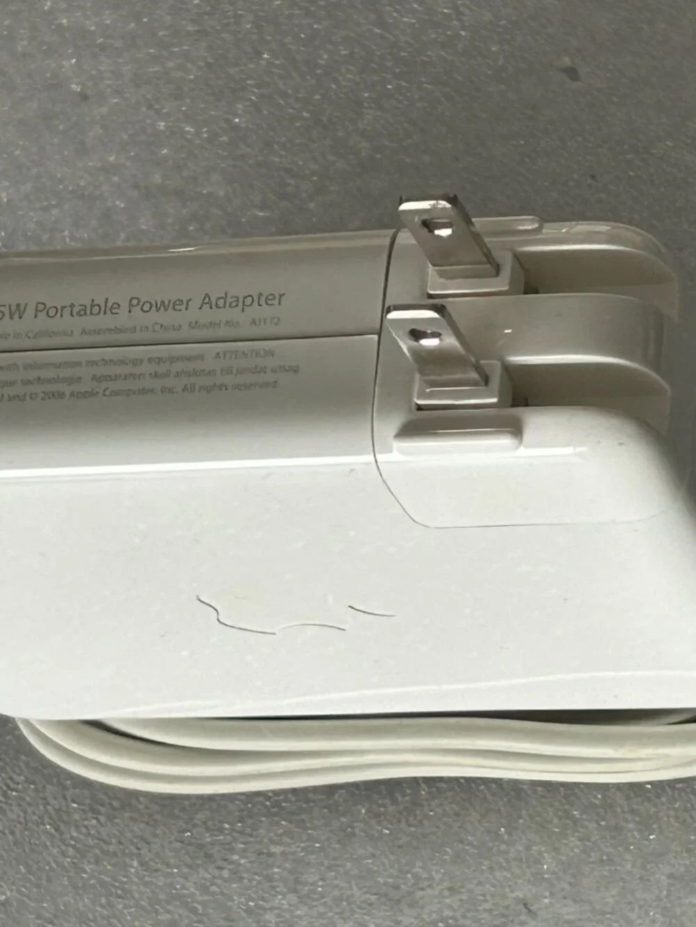 Original APPLE A1172 85W MagSafe Portable Power Adapter Used Tested Good